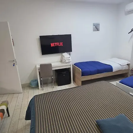 Dcr Municipio Guest house 3*